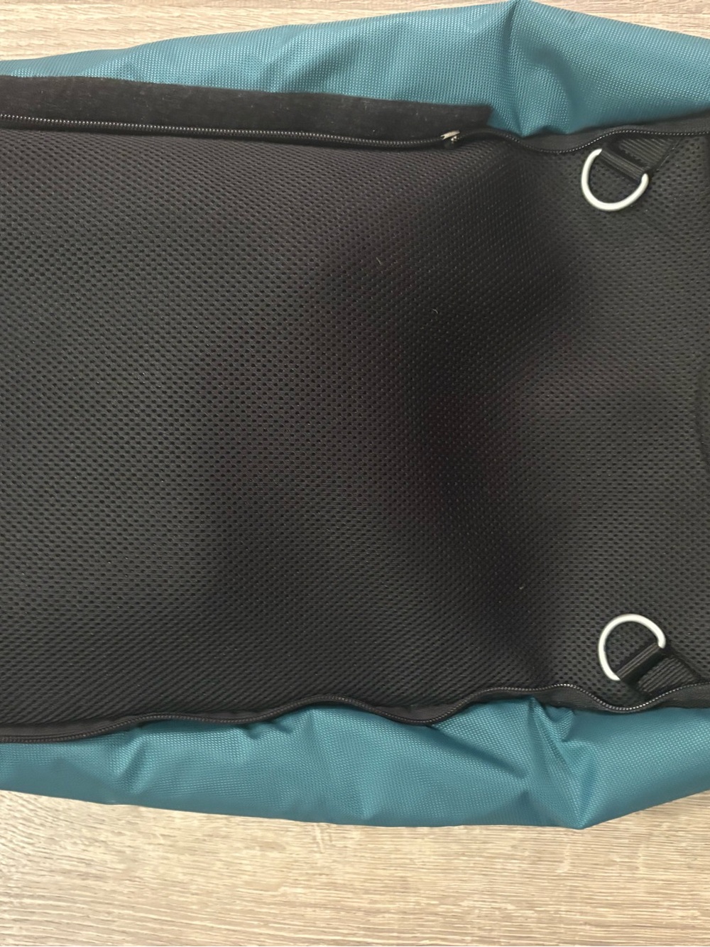 Tumi Teal Travel Duffel / backpack 
Very roomy to store things in very sturdy - Picture 7 of 13